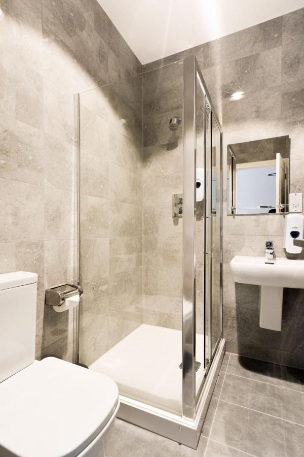 Green View Hotel Near ดาร์ทฟอร์ด ภายนอก รูปภาพ