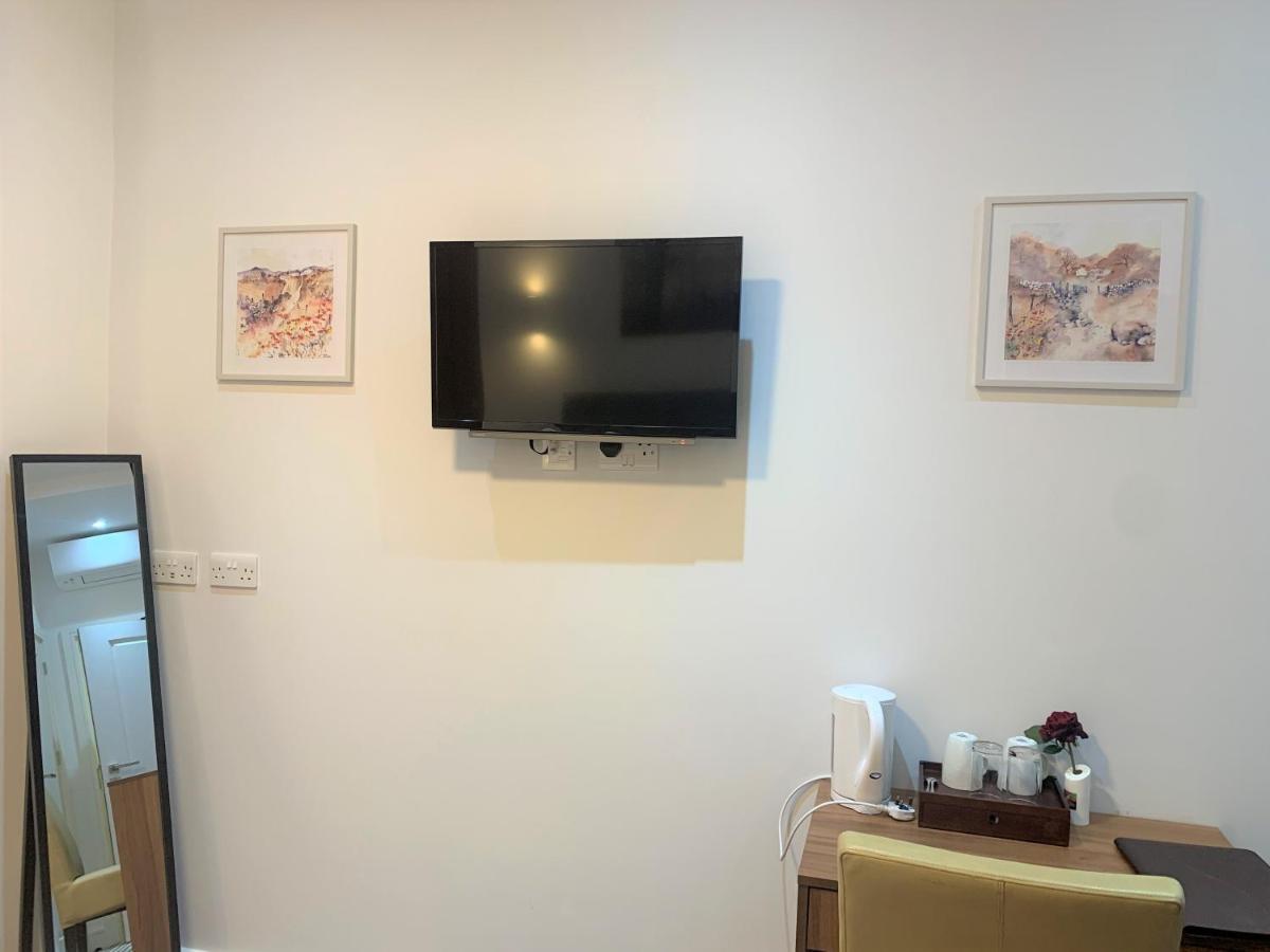 Green View Hotel Near ดาร์ทฟอร์ด ภายนอก รูปภาพ